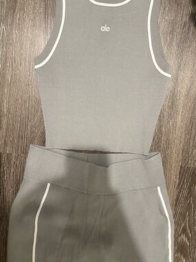 ALO Yoga Grey Ribbed Tank and Skirt Set with White Trim